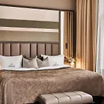 Opus Xvi, A Member Of Small Luxury Hotels Of The World 5*